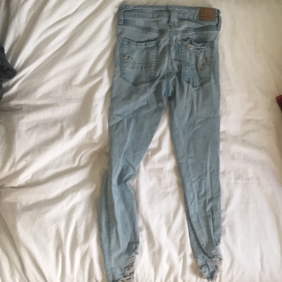 American Eagle Hi-Rise Jegging Crop size 2 - Picture 2 of 3